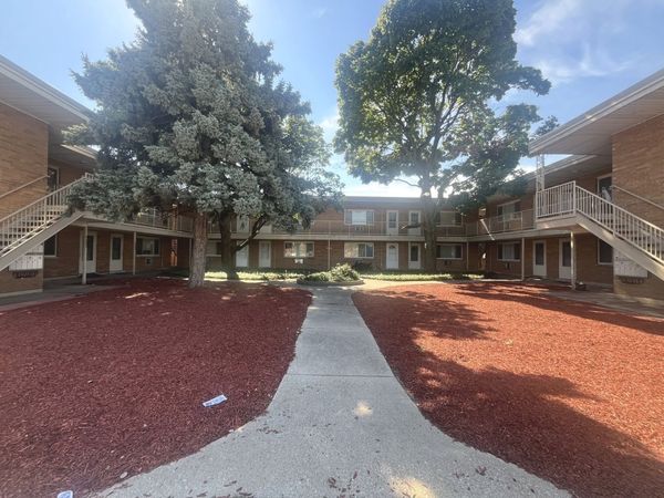 4211 W 95th Street , Unit 1A, Oak Lawn, IL 60453