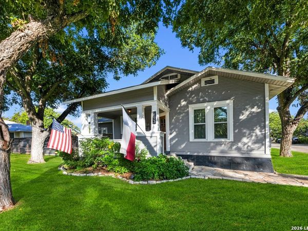 293 E Mather, New Braunfels, TX 78130