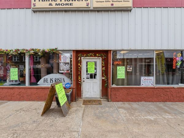 131 E Main Street , Pawhuska, OK 74056