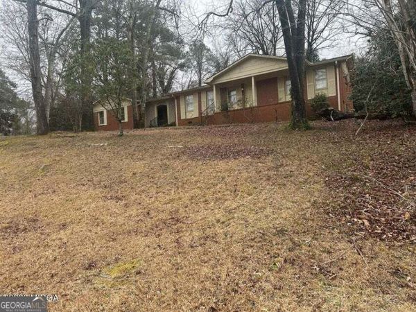 2364 Price Drive, Macon, GA 31206