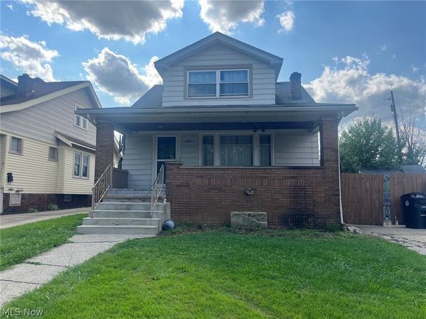 4306 W 58th Street , Cleveland, OH 44144