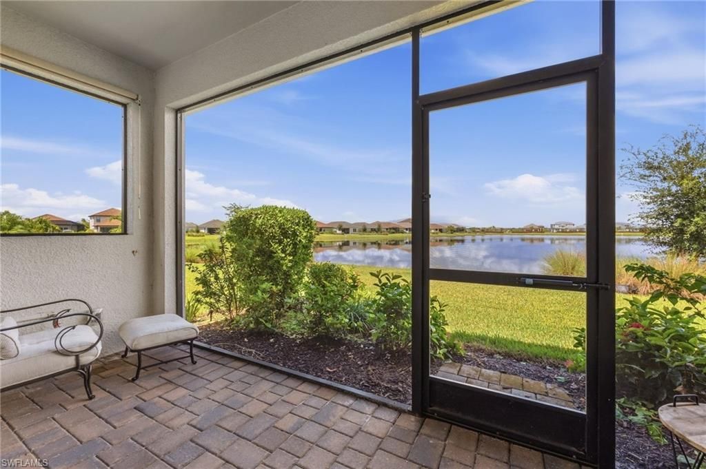 4564 Centaurus Cir, Naples, FL 34120 Photo