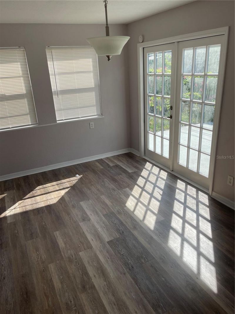 1525 15th Street S, Saint Petersburg, FL 33705 Photo