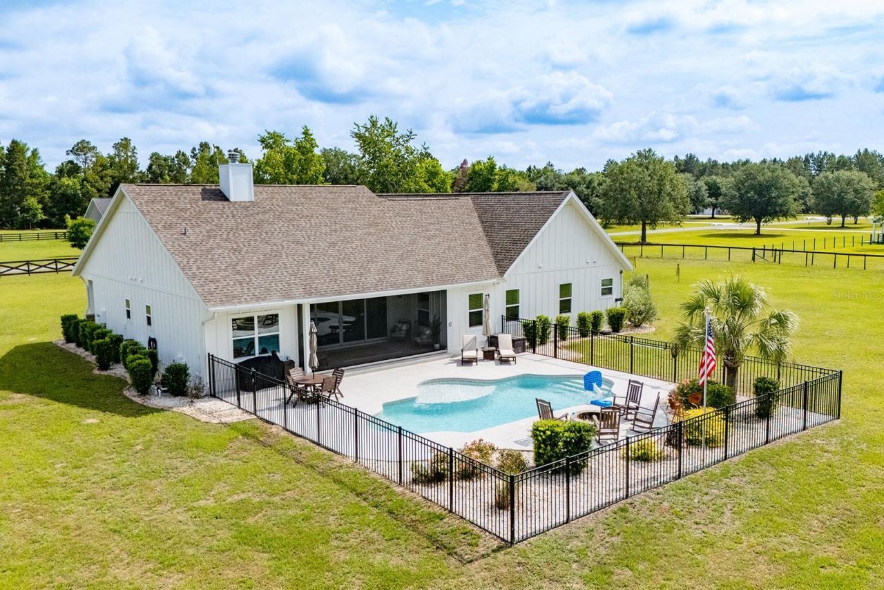 1151 SE 101st Street , Trenton, FL 32693 Photo