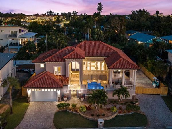 107 SUNSET DRIVE , NOKOMIS, FL 34275