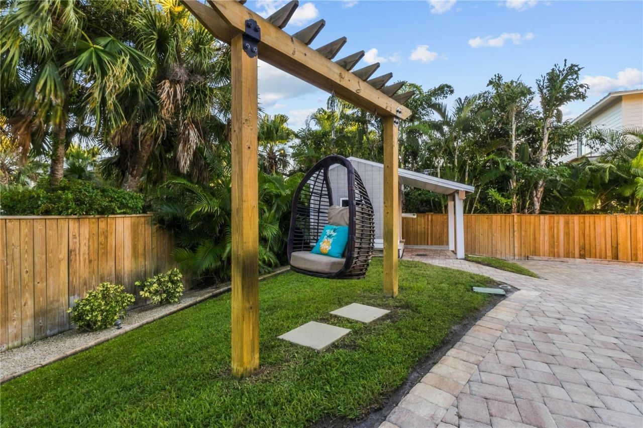 107 Sunset Drive, Nokomis, FL 34275 Photo