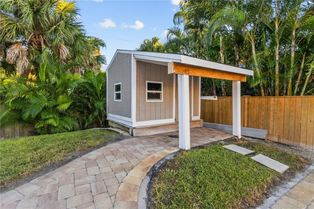 107 Sunset Drive, Nokomis, FL 34275 Photo