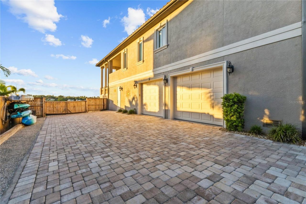 107 Sunset Drive, Nokomis, FL 34275 Photo