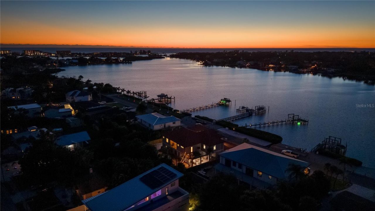 107 Sunset Drive, Nokomis, FL 34275 Photo