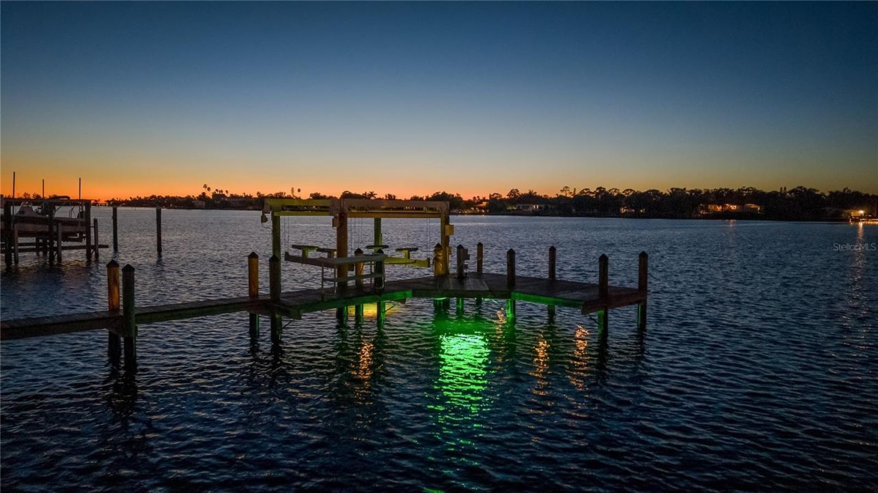 107 Sunset Drive, Nokomis, FL 34275 Photo