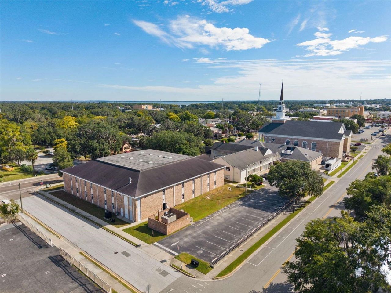 1019 W Main Street, Leesburg, FL 34748 Photo