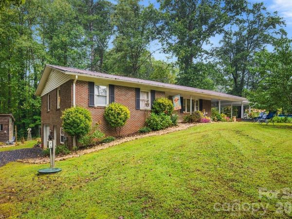 4753 Calico Road , Lenoir, NC 28645