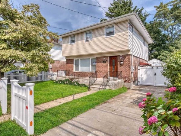 230 Westbury Boulevard , Hempstead, NY 11550