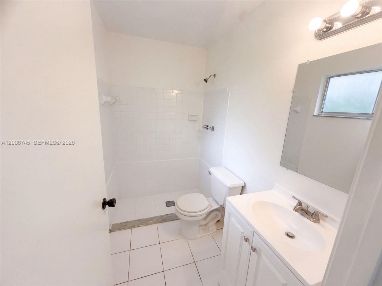 1832 SE Wexford Ct , Port Saint Lucie, FL 34952 Photo