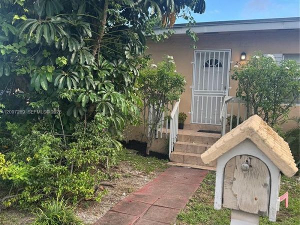 258 E 46th St , Hialeah, FL 33013