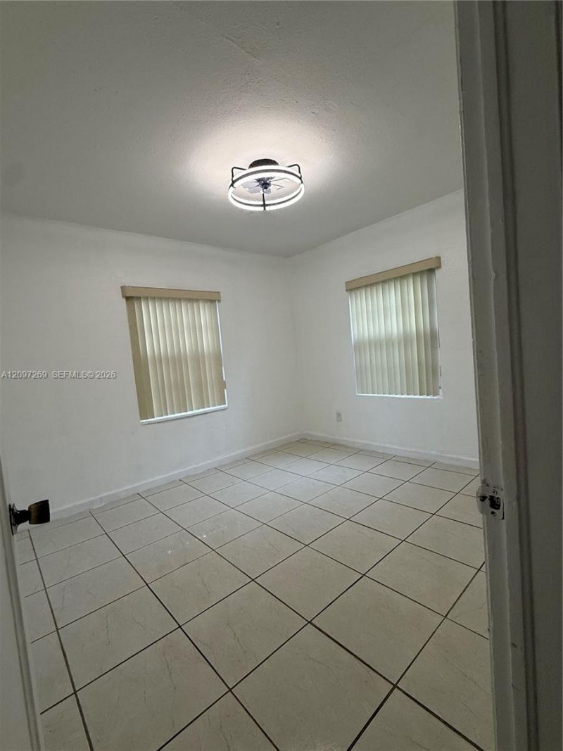 258 E 46th St, Hialeah, FL 33013 Photo