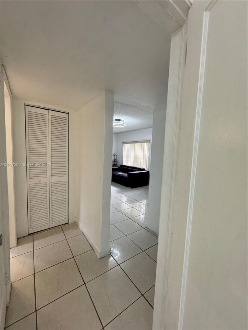 258 E 46th St, Hialeah, FL 33013 Photo