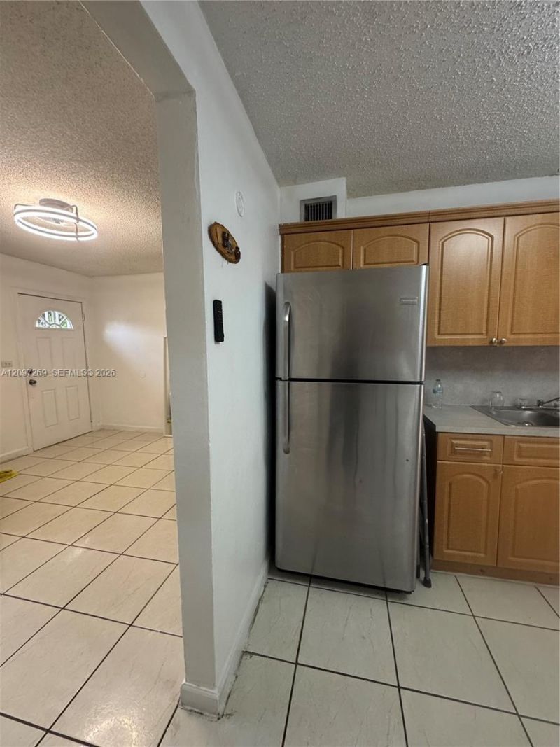 258 E 46th St, Hialeah, FL 33013 Photo