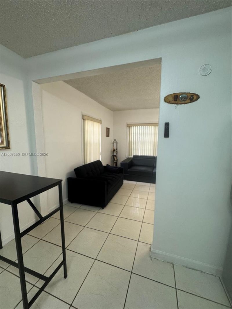 258 E 46th St, Hialeah, FL 33013 Photo