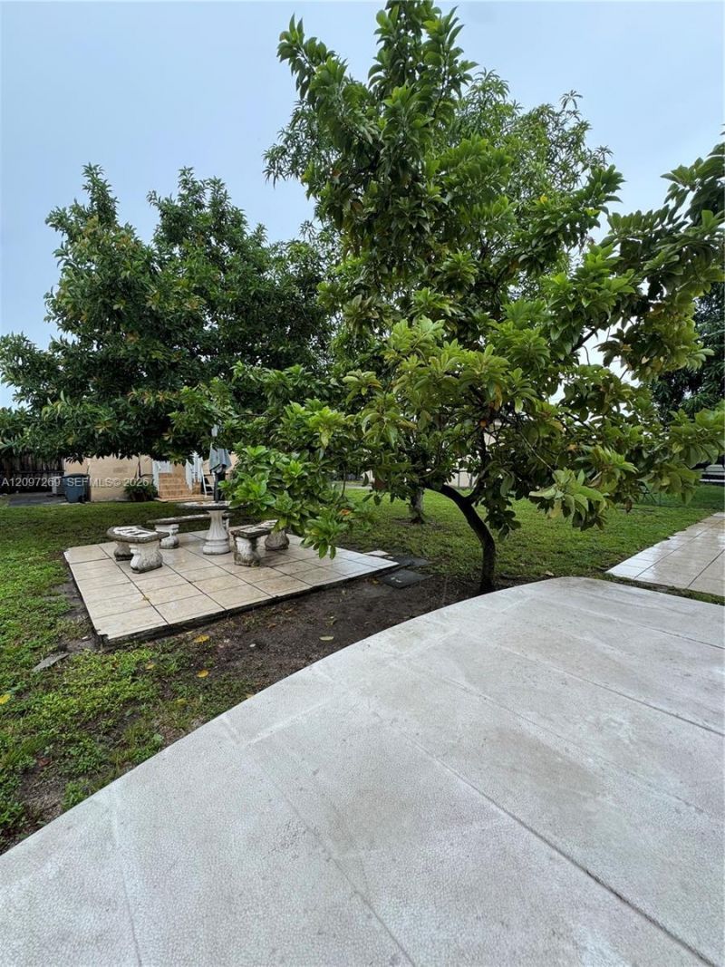 258 E 46th St, Hialeah, FL 33013 Photo