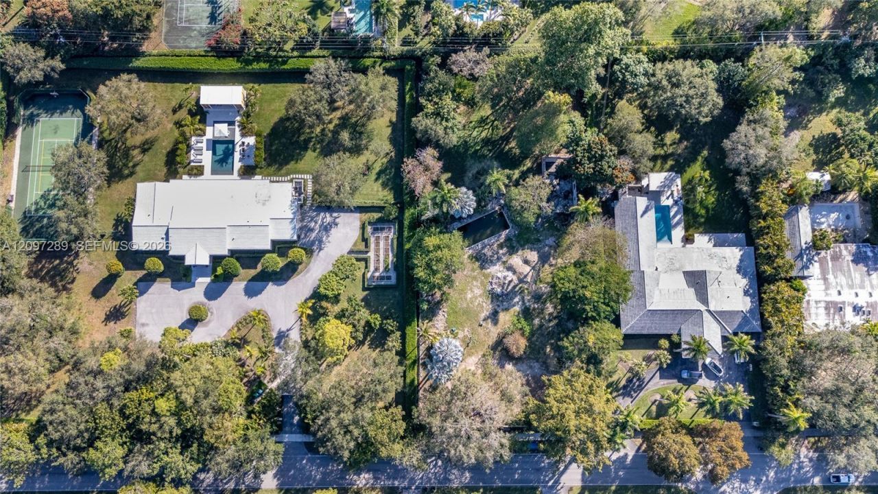 6300 SW 104th St, Pinecrest, FL 33156 Photo