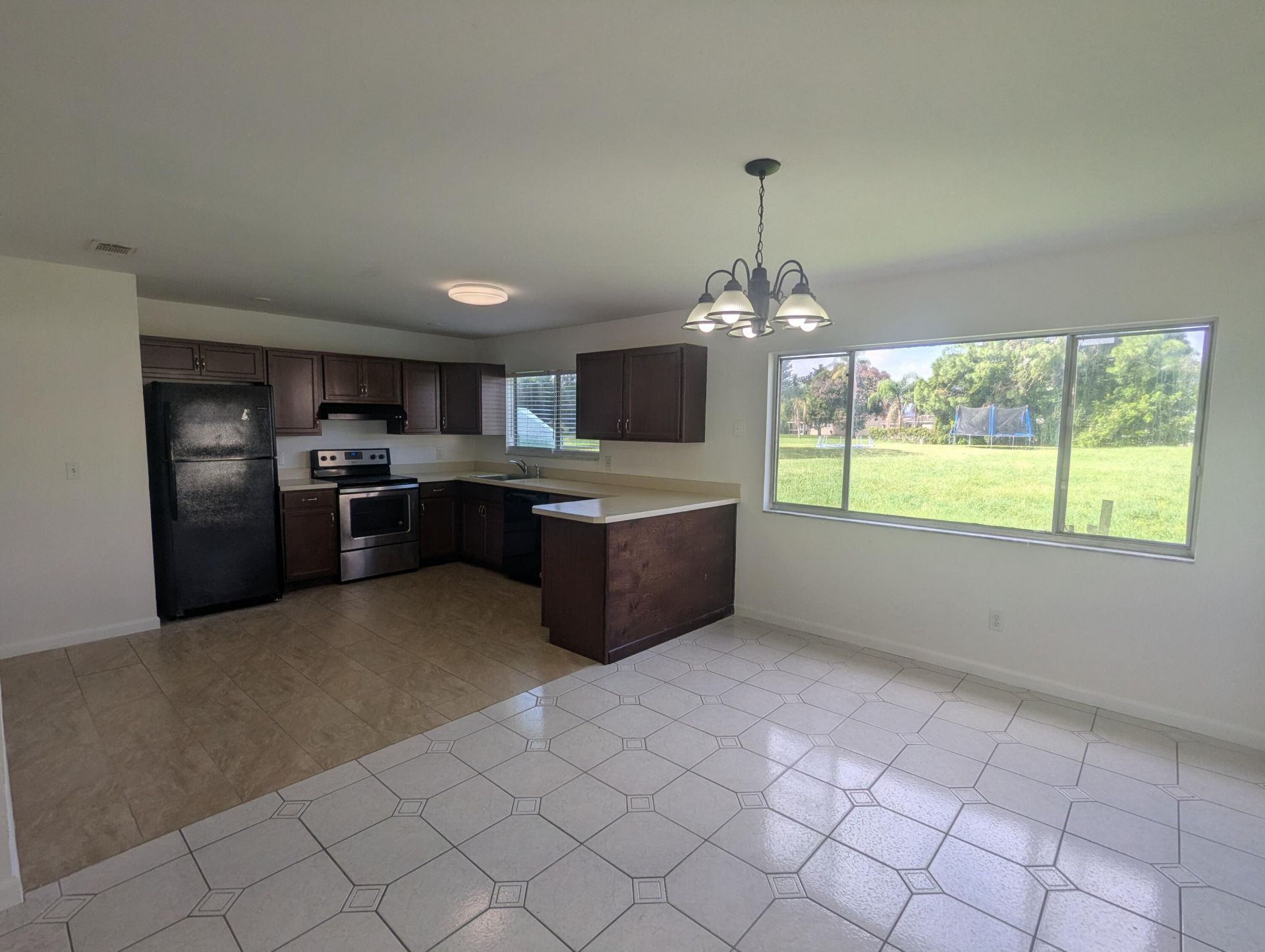 374 SW Eastport Circle, Port Saint Lucie, FL 34953 Photo