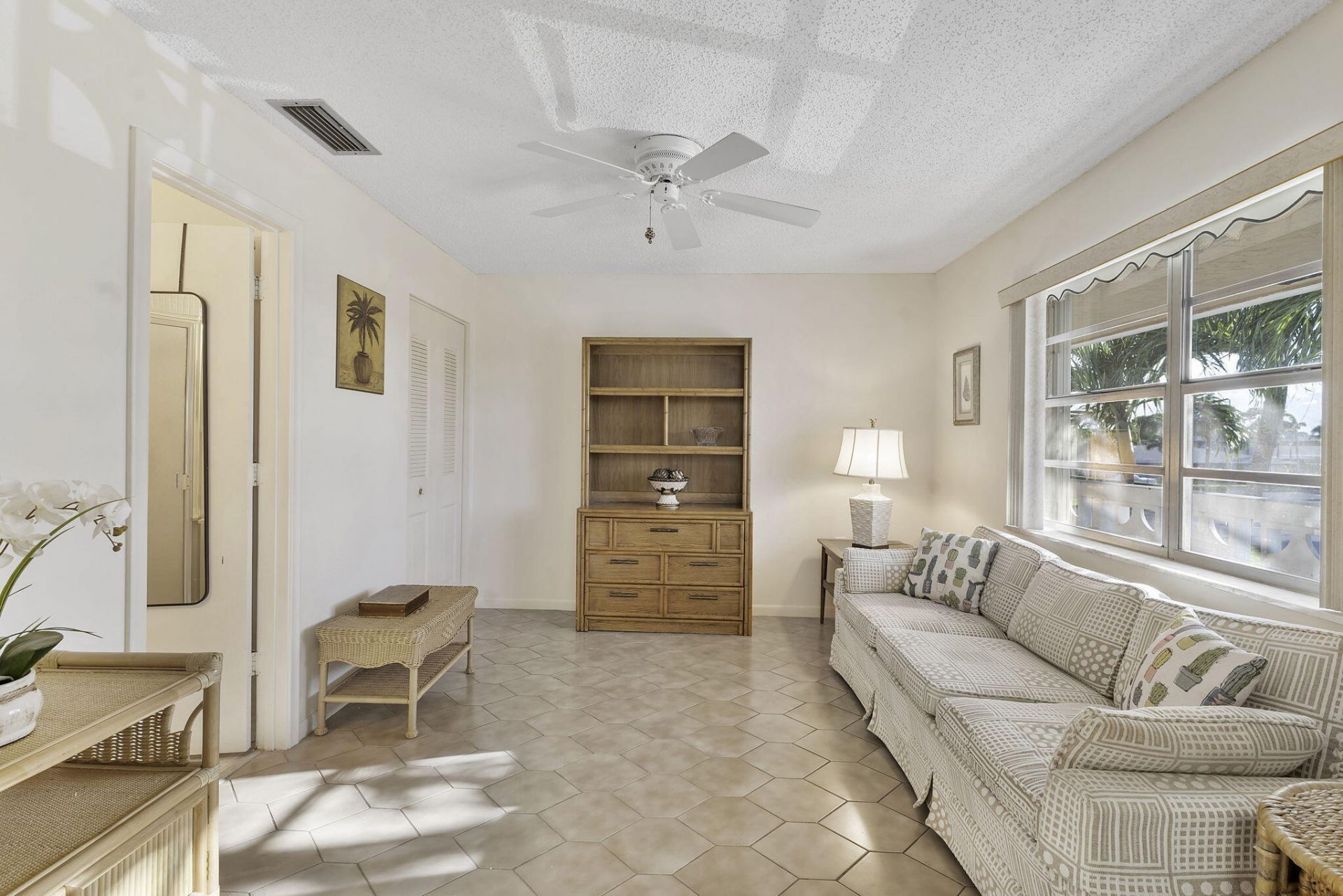 1050 Citrus Way, Unit 202, Delray Beach, FL 33445 Photo