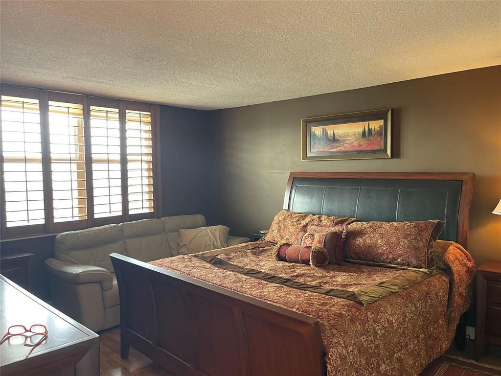 427 Golden Isles Drive, Unit 14c, Hallandale Beach, FL 33009 Photo