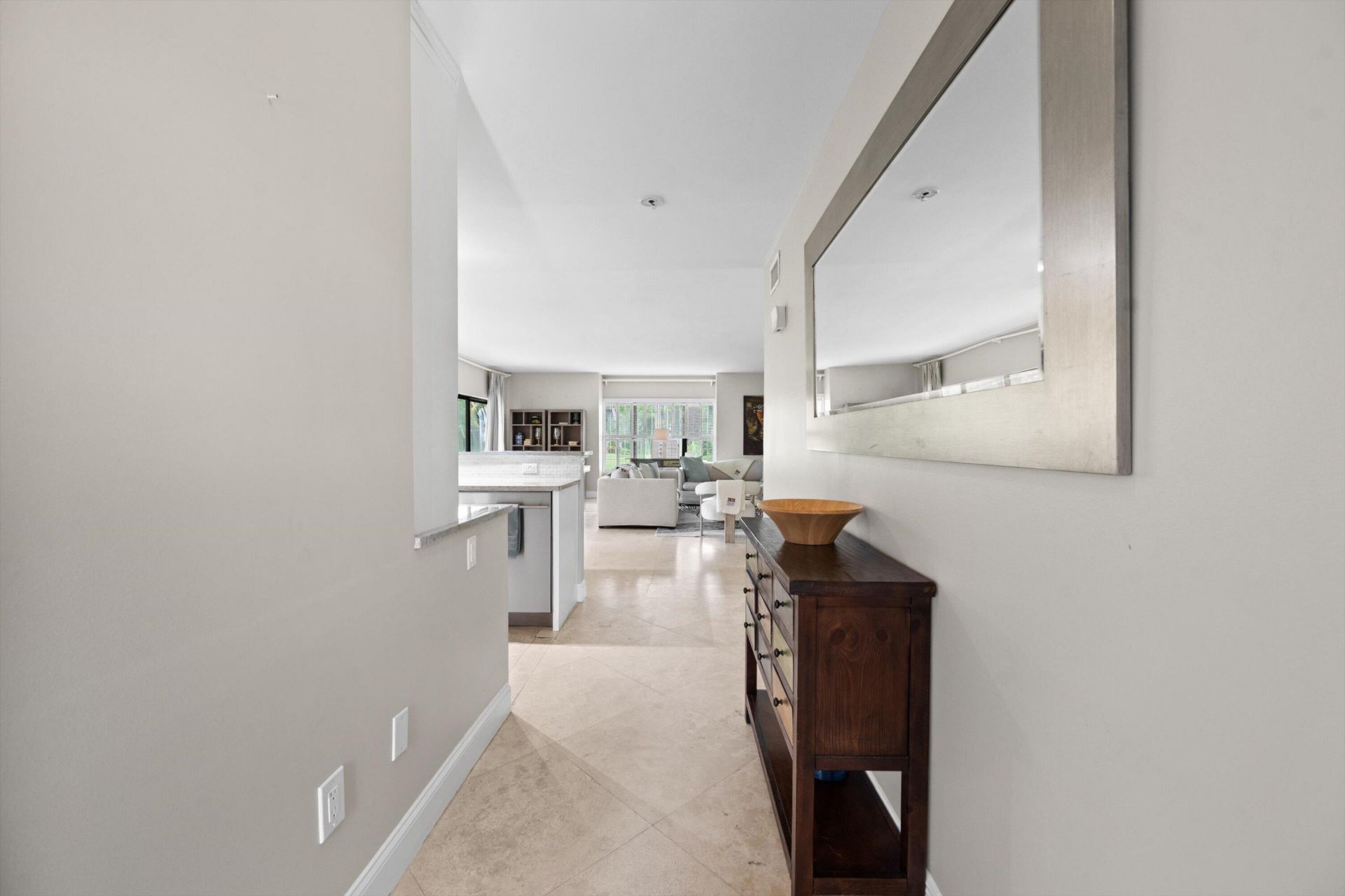 13329 Polo Club Road, Unit 105, Wellington, FL 33414 Photo