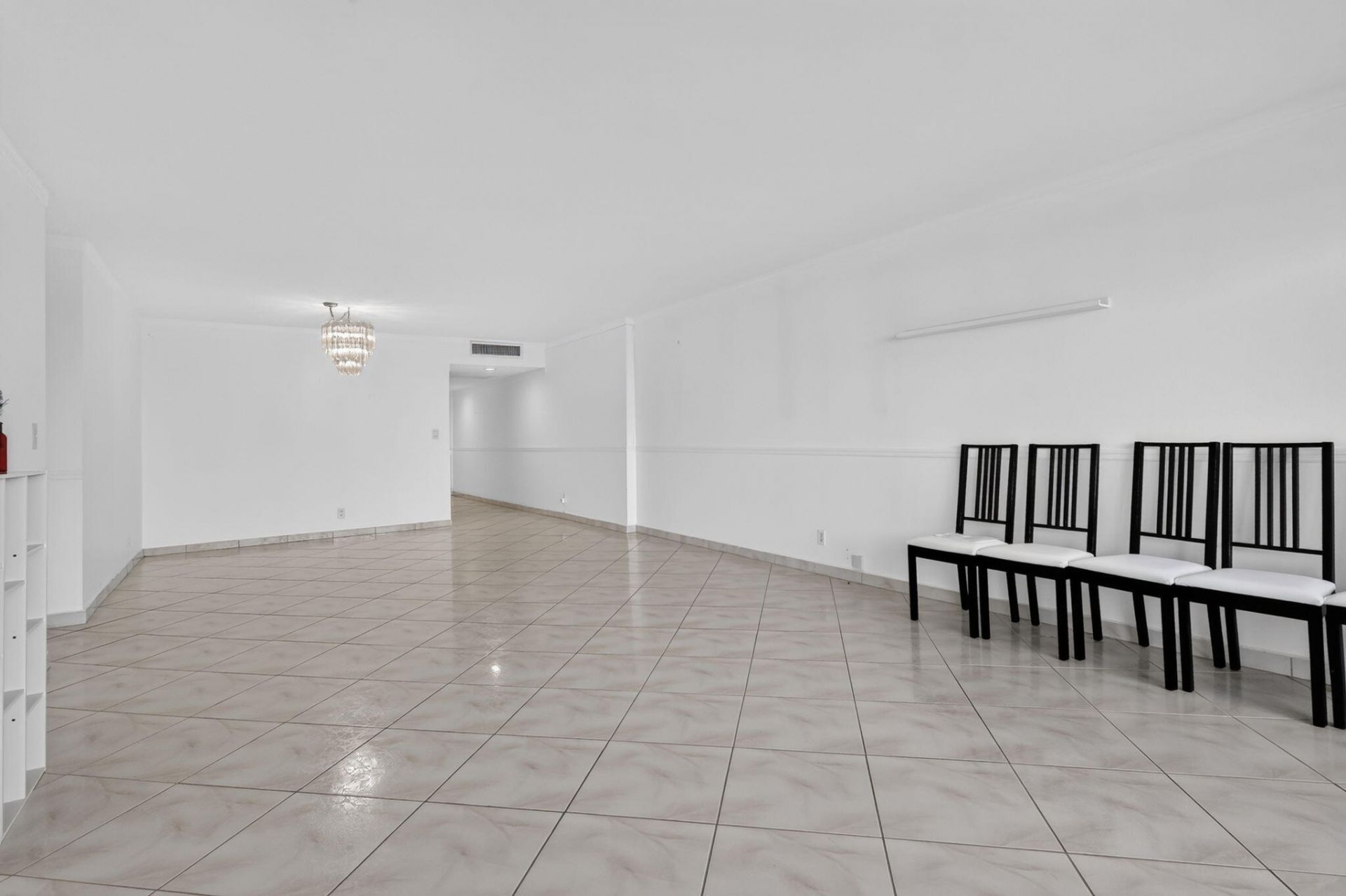 3140 S Ocean Drive, Unit 410, Hallandale Beach, FL 33009 Photo