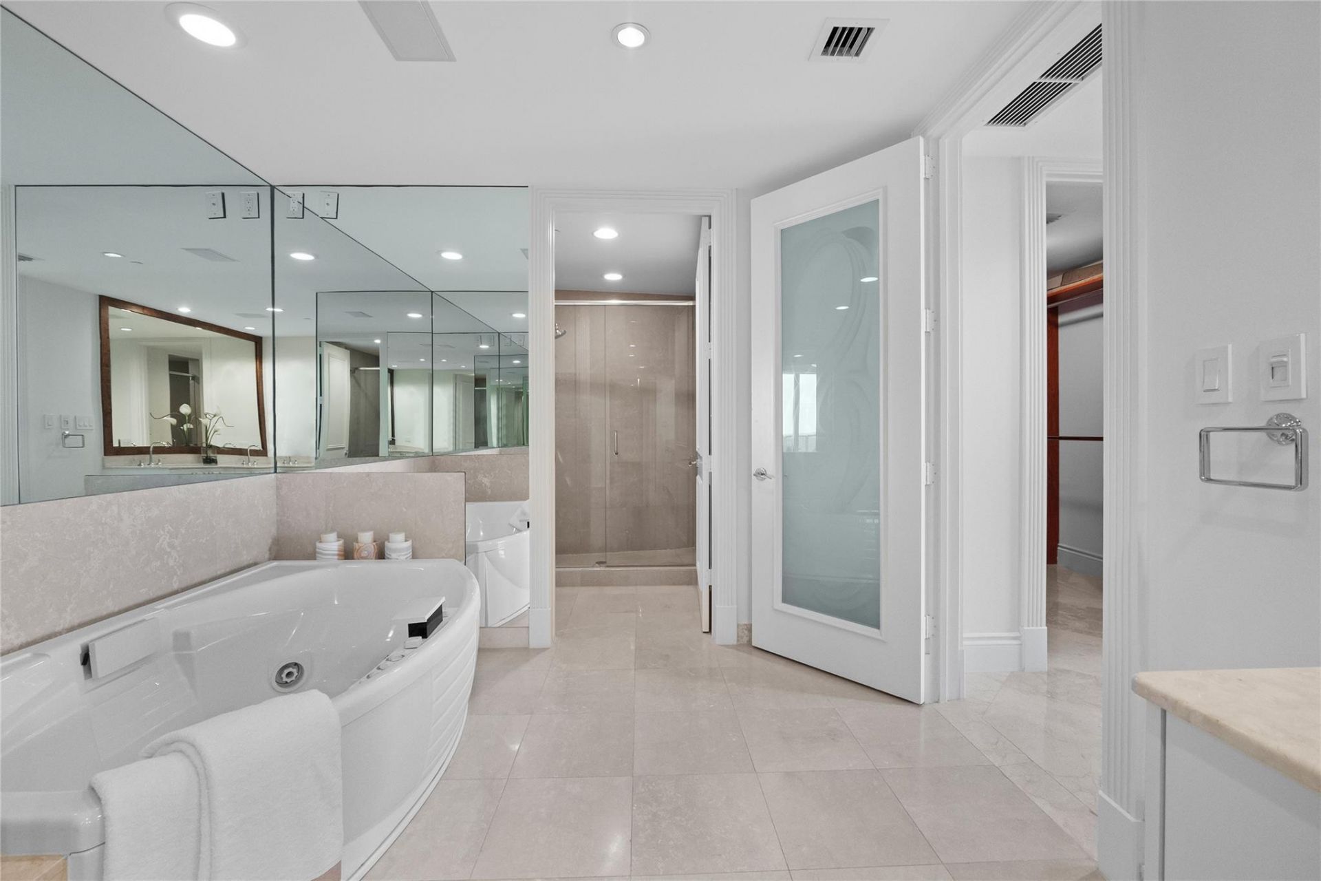 1600 S Ocean Boulevard, Unit 301, Pompano Beach, FL 33062 Photo