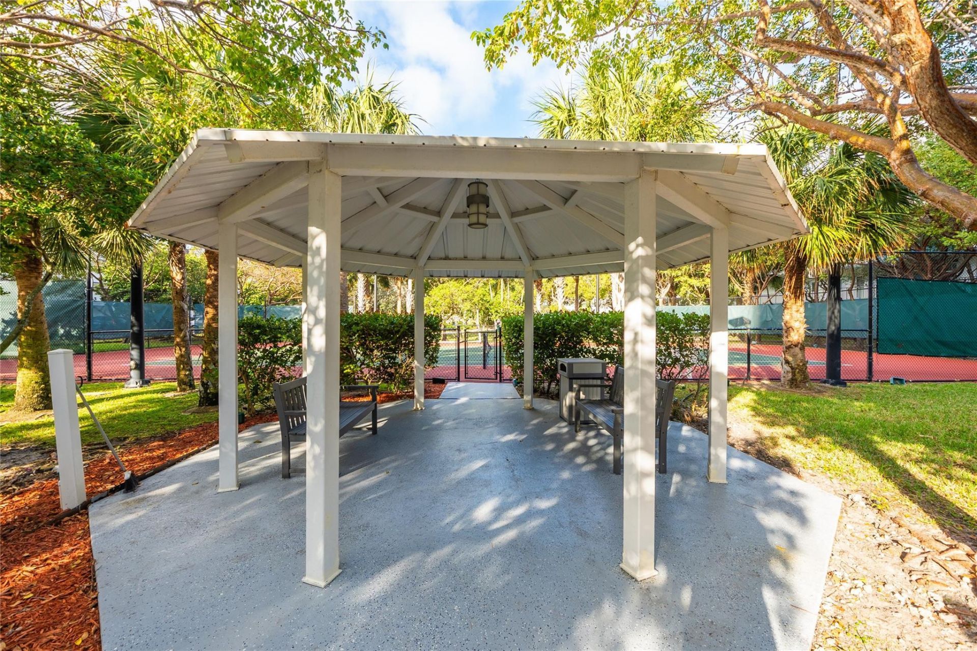 1600 S Ocean Boulevard, Unit 301, Pompano Beach, FL 33062 Photo