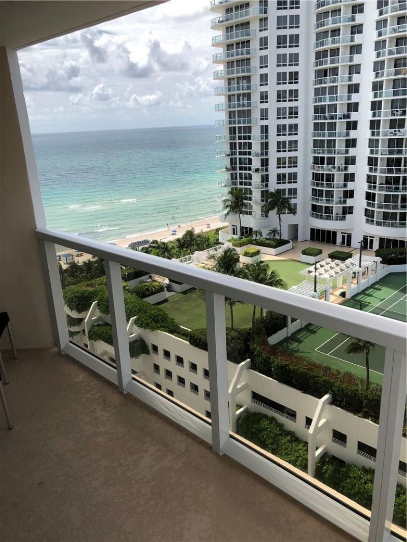 6423 Collins Avenue, Unit 1501, Miami Beach, FL 33141 Photo