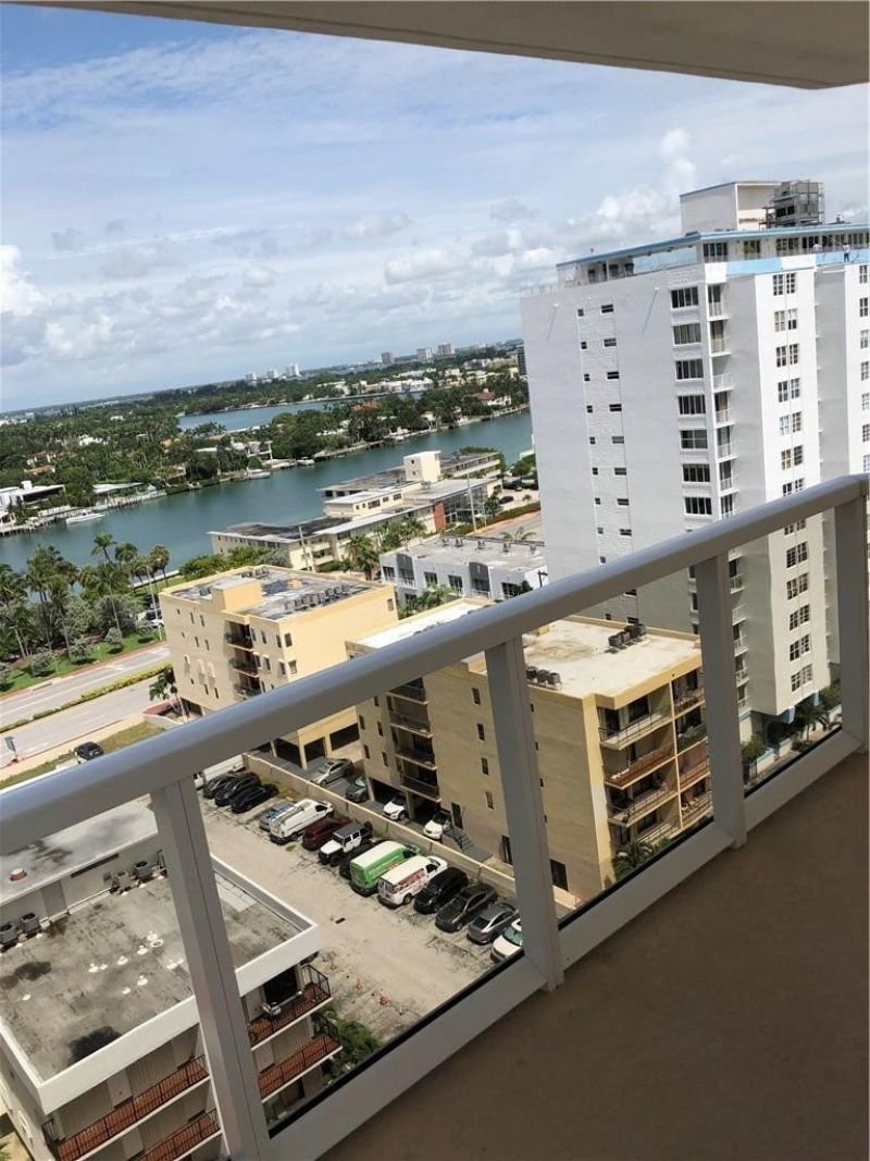 6423 Collins Avenue, Unit 1501, Miami Beach, FL 33141 Photo