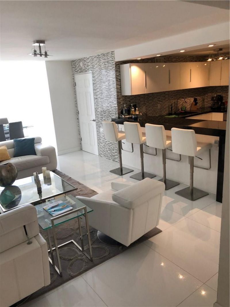6423 Collins Avenue, Unit 1501, Miami Beach, FL 33141 Photo