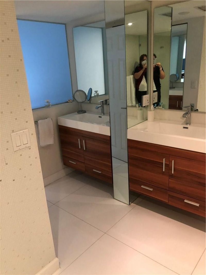 6423 Collins Avenue, Unit 1501, Miami Beach, FL 33141 Photo