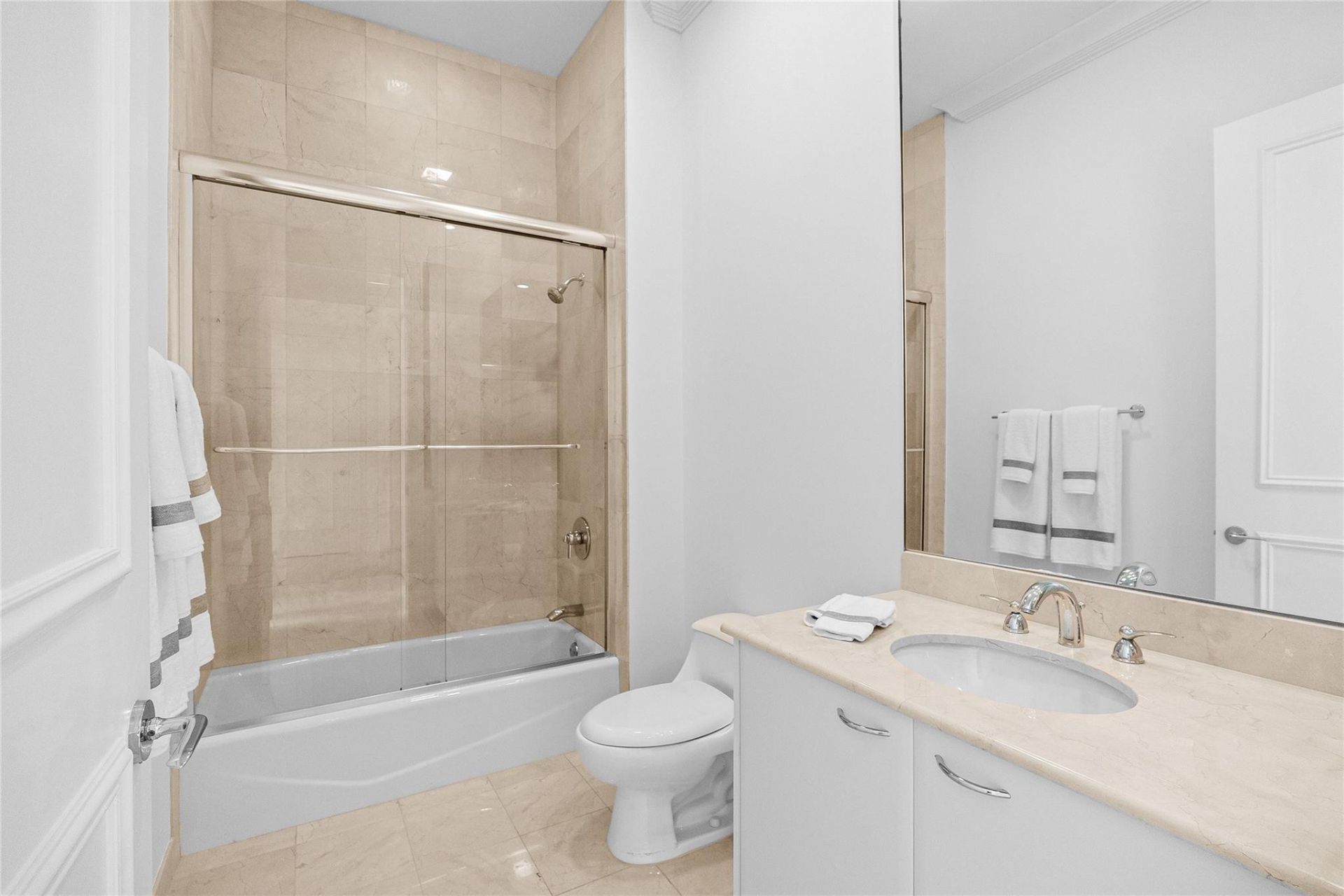 1600 S Ocean Boulevard, Unit 301, Pompano Beach, FL 33062 Photo