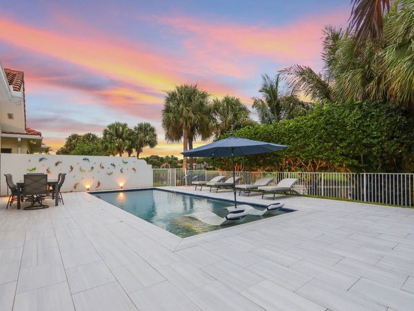 615 Rosa Court, Palm Beach Gardens, FL 33410