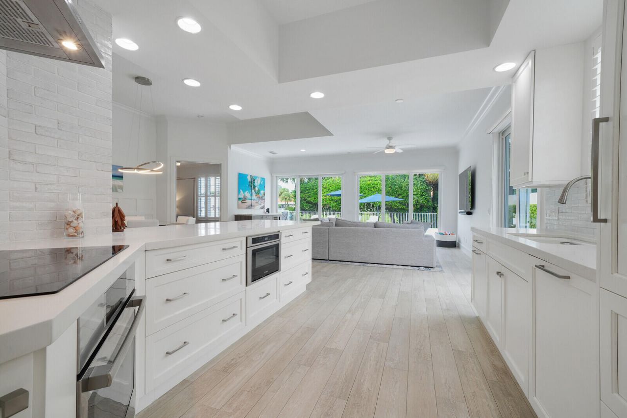 615 Rosa Court, Palm Beach Gardens, FL 33410 Photo