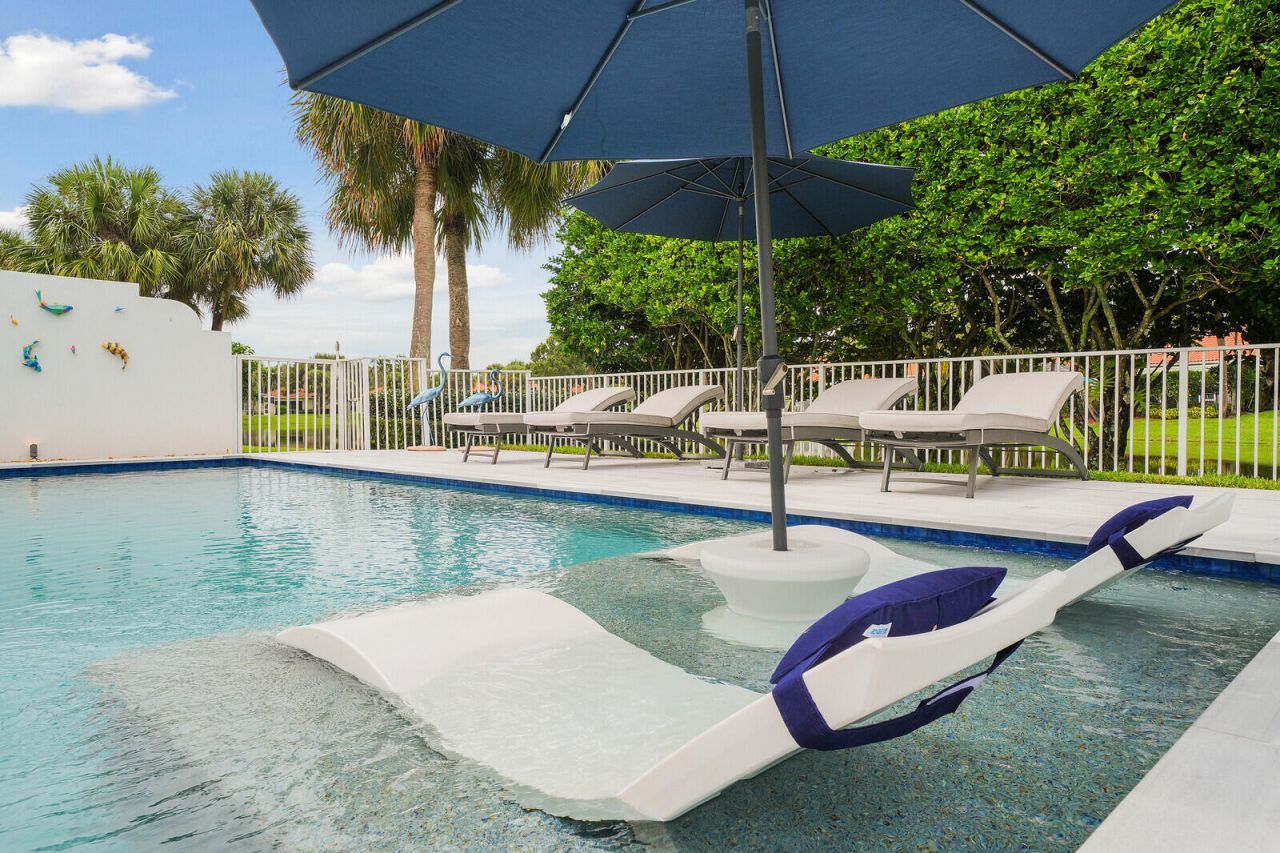 615 Rosa Court, Palm Beach Gardens, FL 33410 Photo