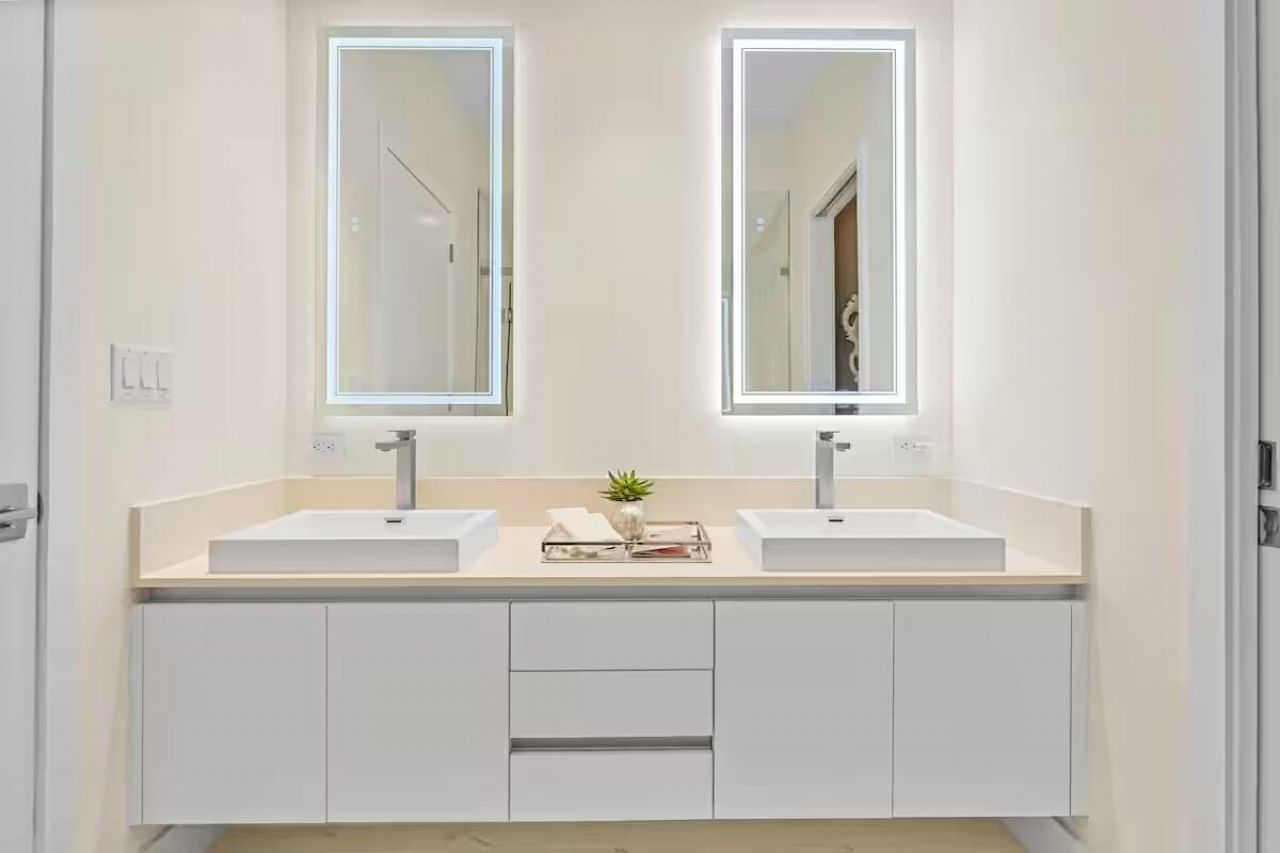 3100 N Ocean Drive, Unit H1707, Singer Island, FL 33404 Photo