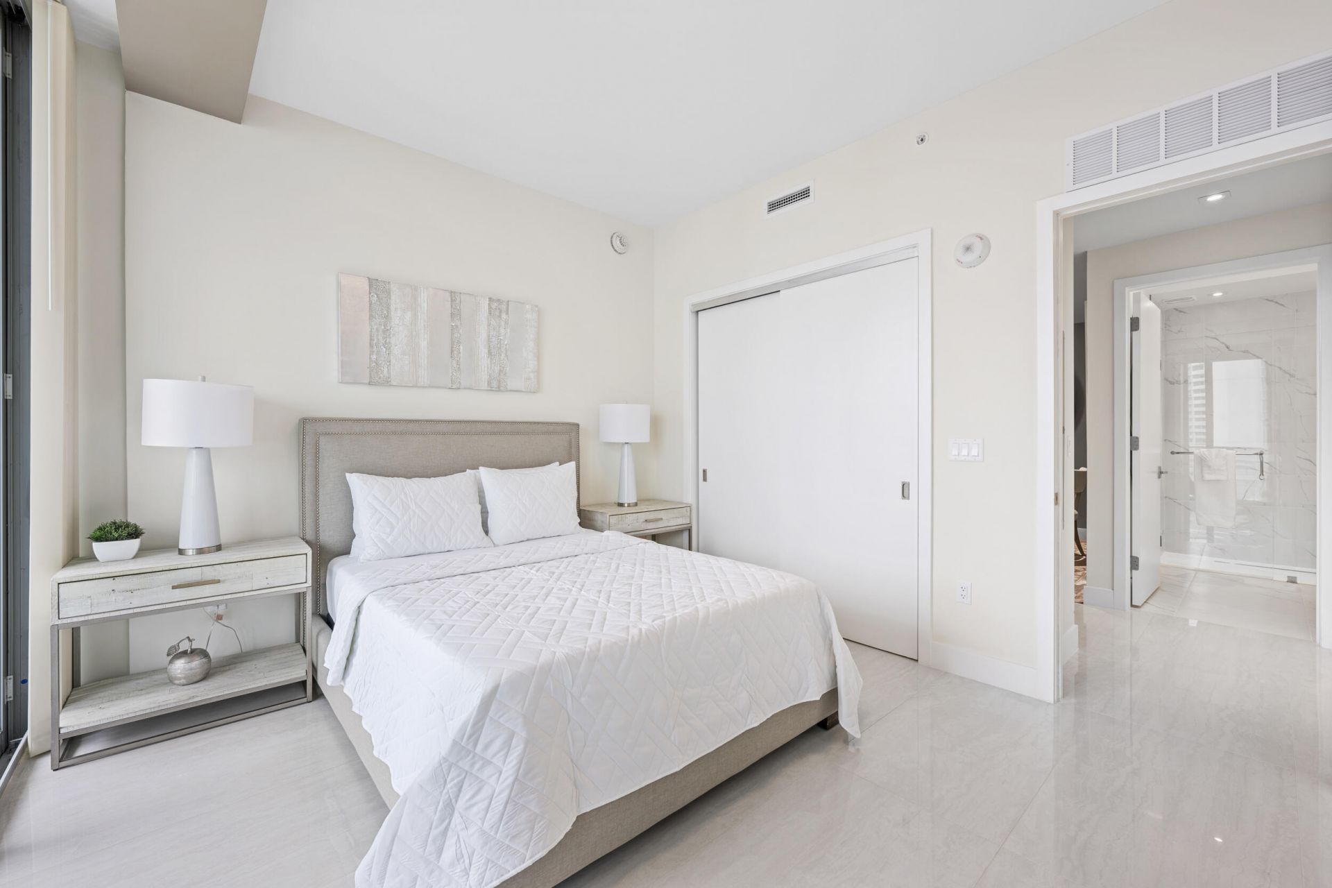 3100 N Ocean Drive, Unit H1707, Singer Island, FL 33404 Photo