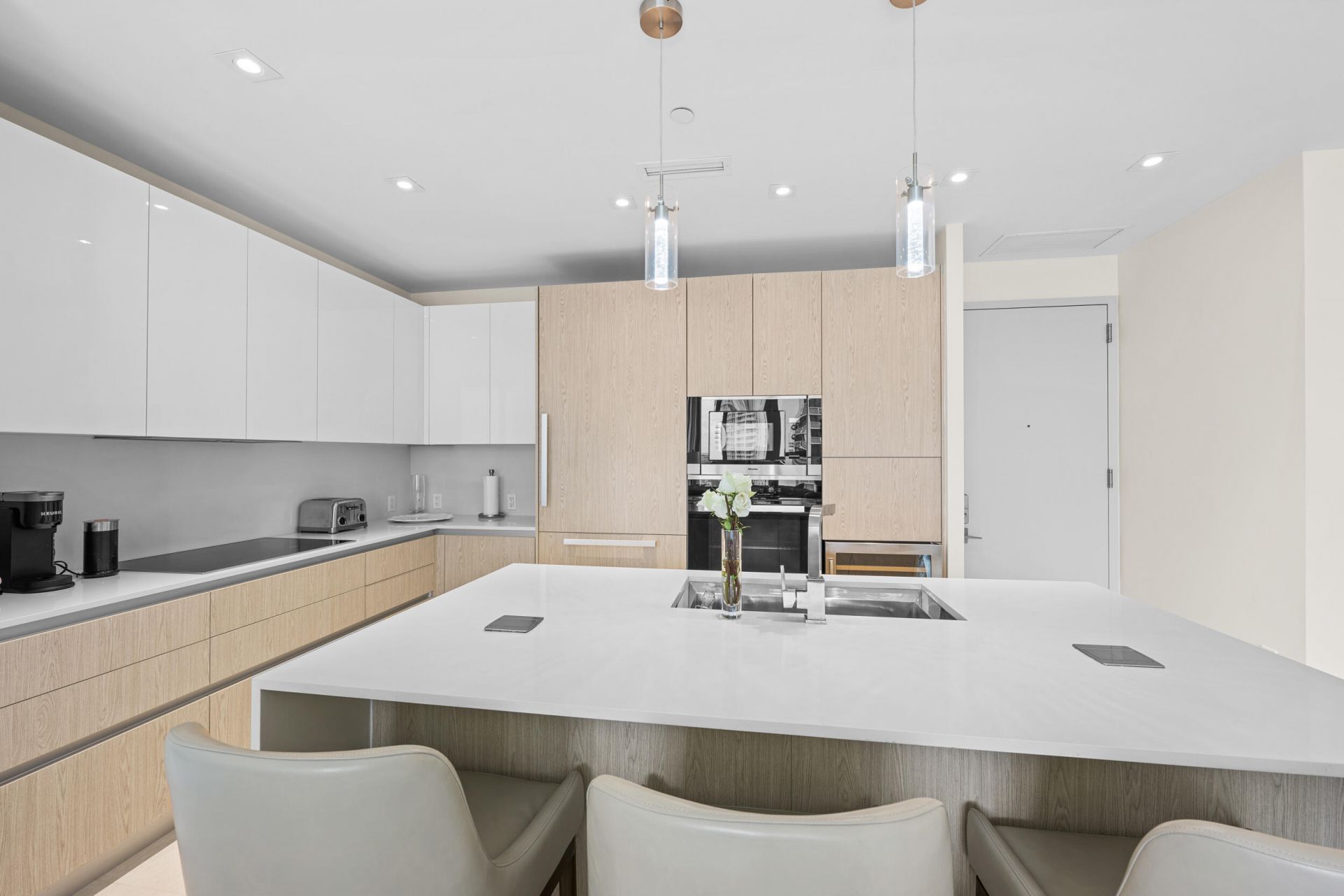 3100 N Ocean Drive, Unit H1707, Singer Island, FL 33404 Photo