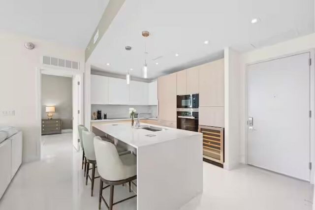 3100 N Ocean Drive, Unit H1707, Singer Island, FL 33404 Photo