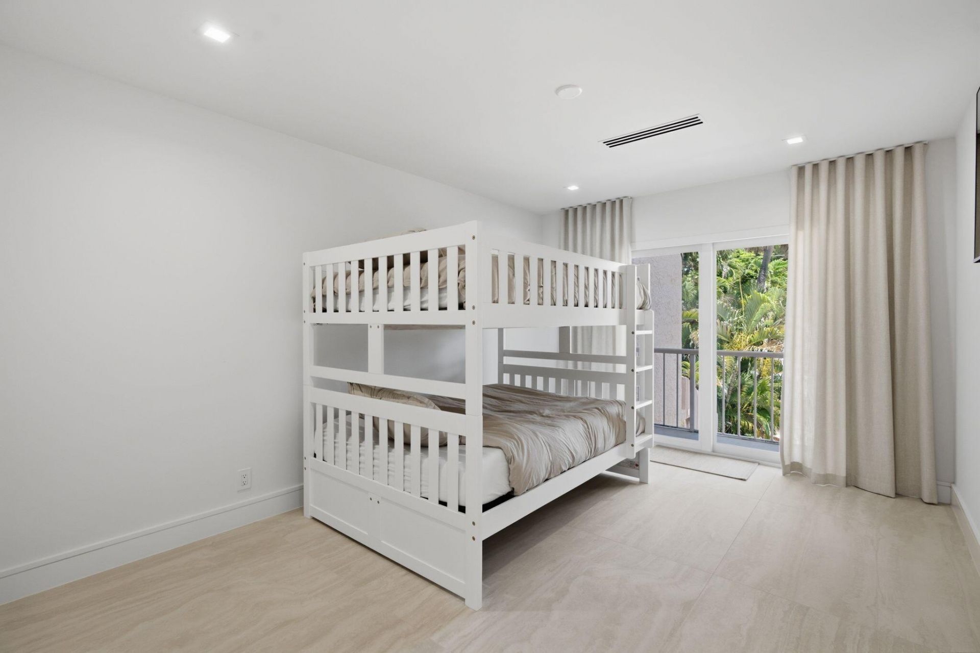 1173 Hillsboro Mile, Unit 2-2, Hillsboro Beach, FL 33062 Photo