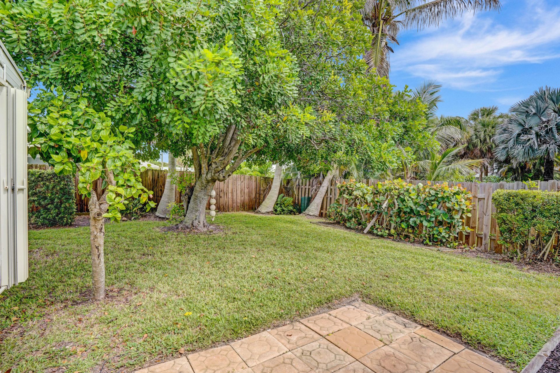 1902 Eucalyptus Avenue, Hutchinson Island, FL 34949 Photo