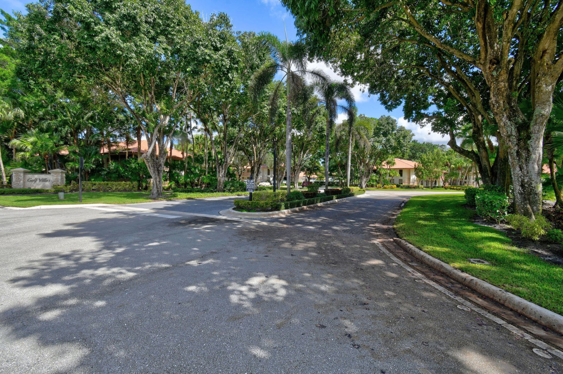 407 Brackenwood Lane S, Palm Beach Gardens, FL 33418 Photo