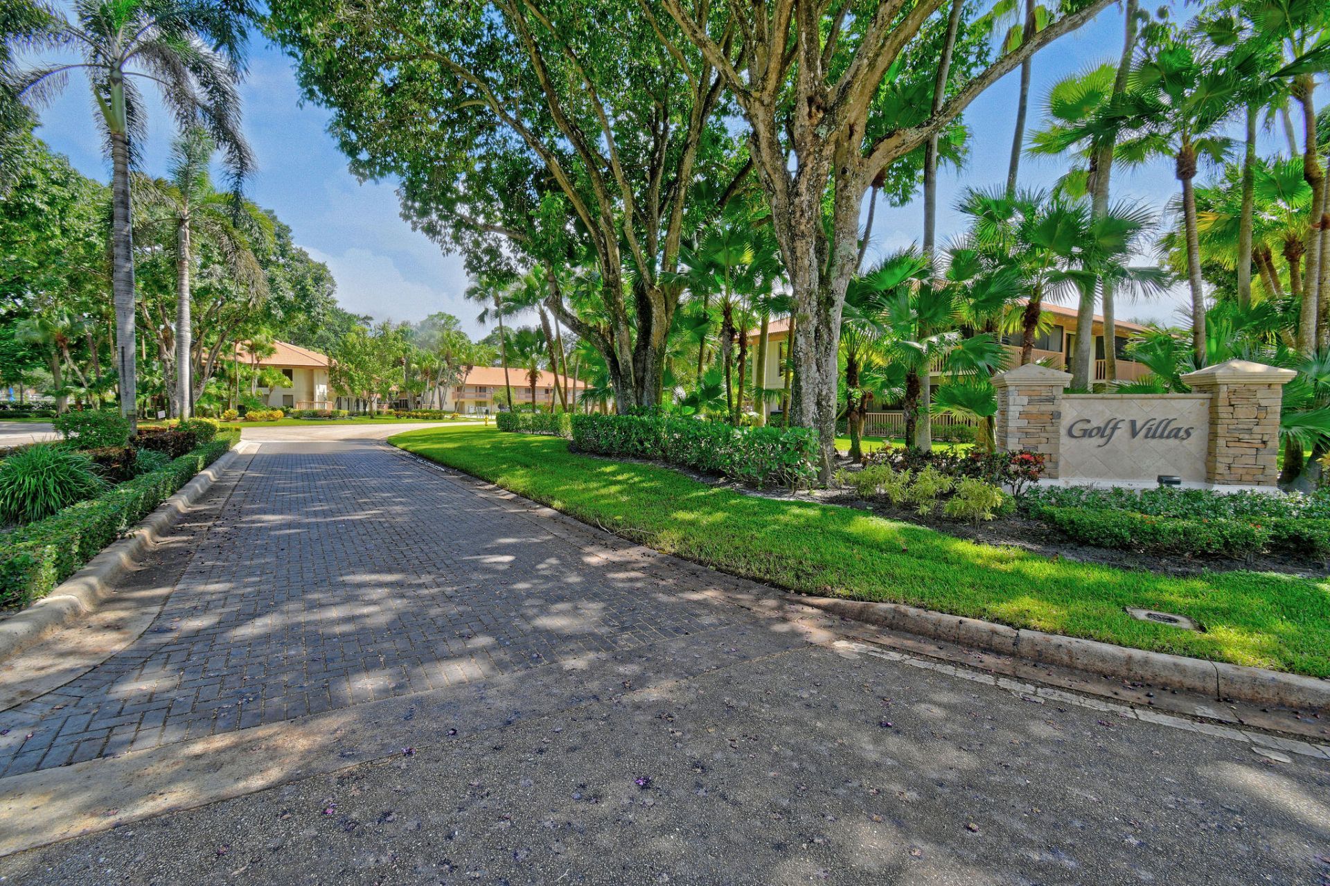 407 Brackenwood Lane S, Palm Beach Gardens, FL 33418 Photo