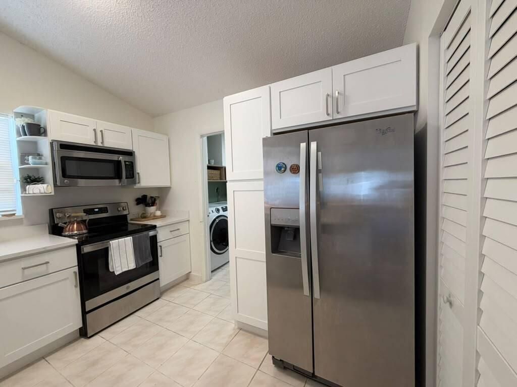 1437 Royal Forest Court, West Palm Beach, FL 33406 Photo