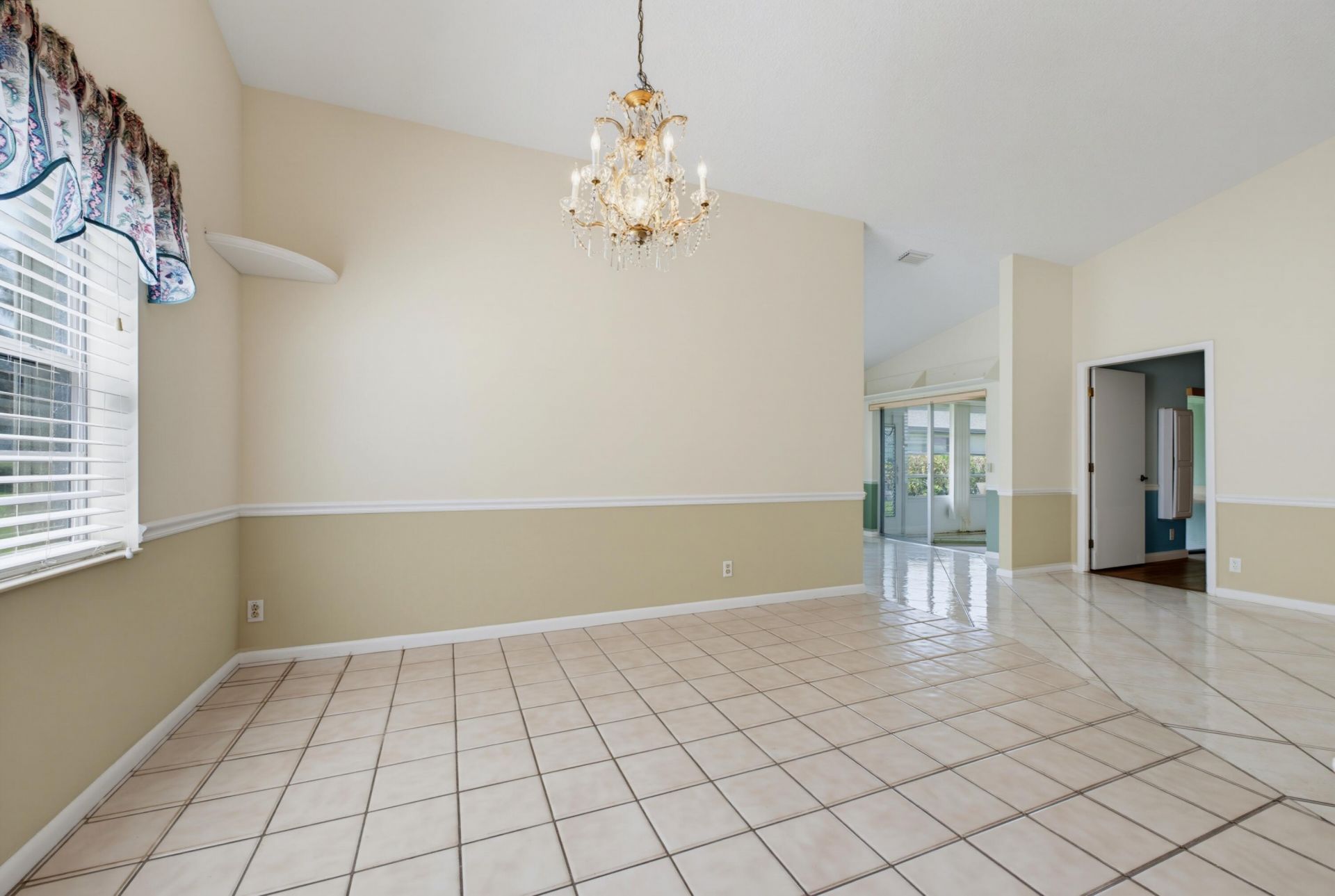 5253 Crystal Anne Drive, West Palm Beach, FL 33417 Photo